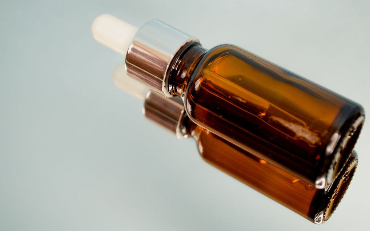 Retinol vs. Bakuchiol: Which Is Right for Your Skin? - Awear