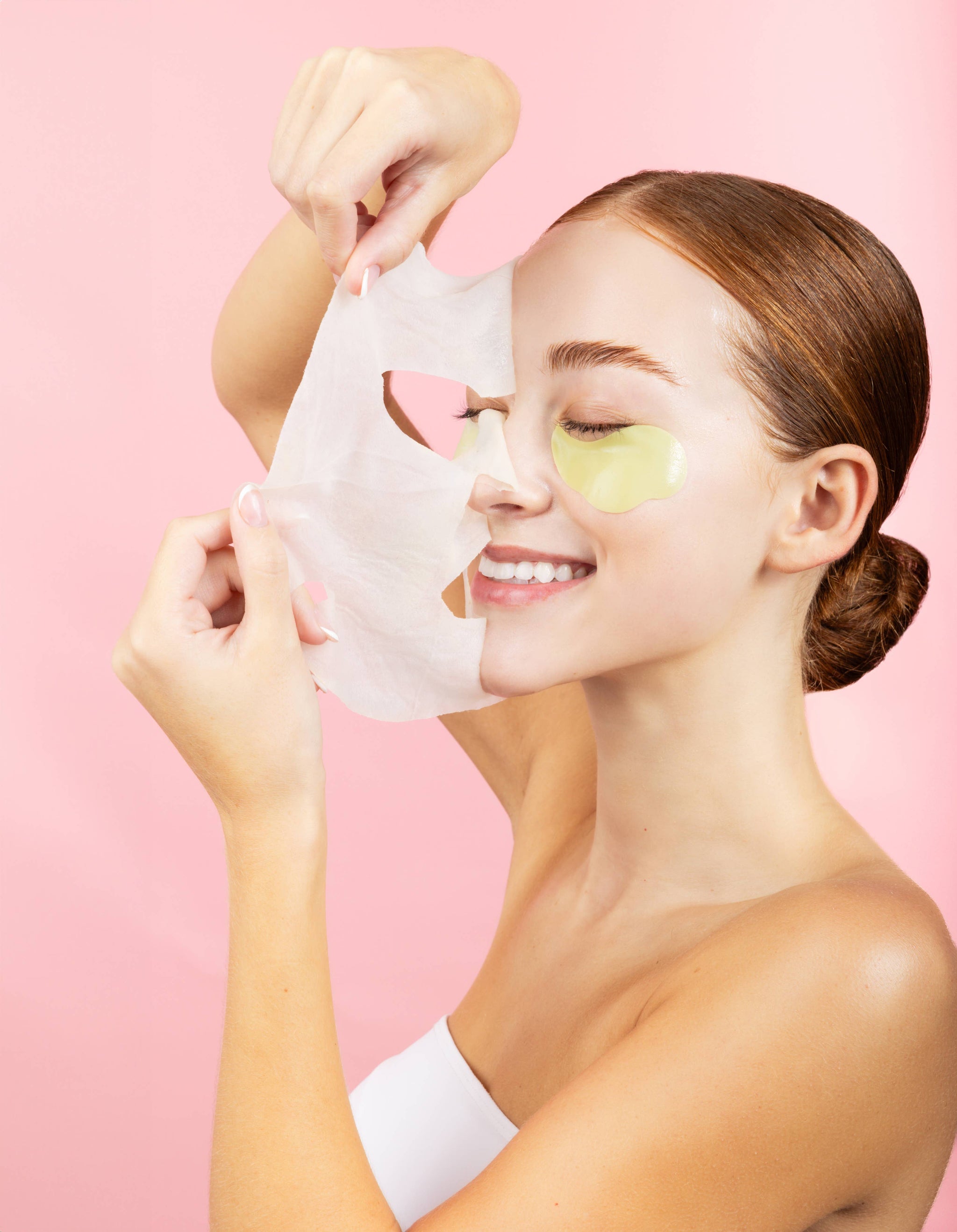 Strawberry Matcha Latte Depuffing & Hydrating Eye Patches - Awear