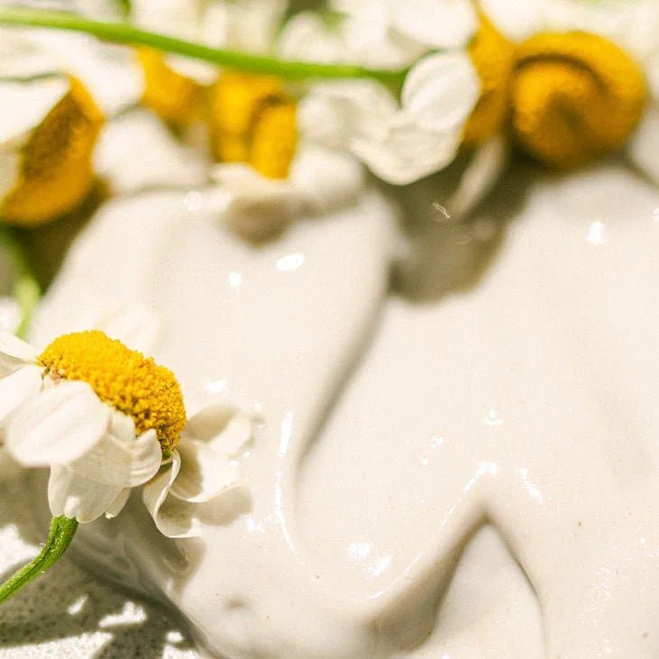 Chamomile & Tansy Hydrating Cream Cleanser - Awear